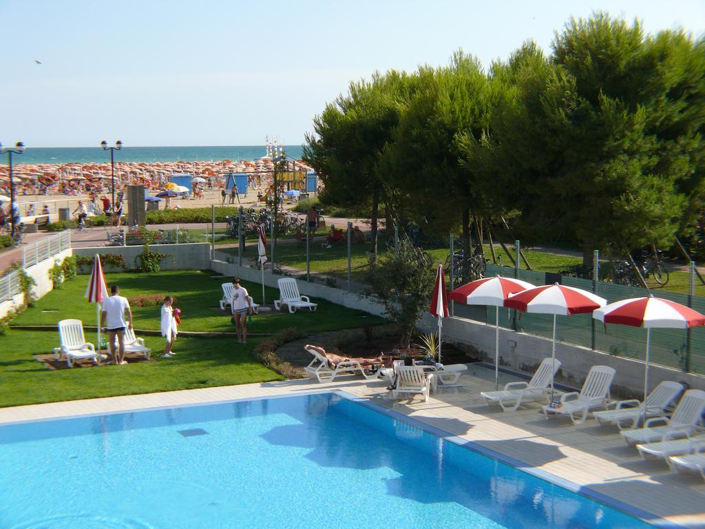 Residence Panorama Apart Hotel Bibione Luaran gambar